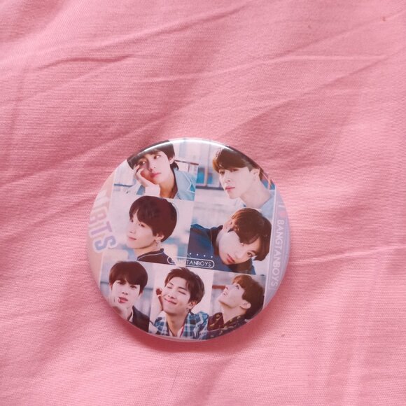 BTS Kpop Button Pin - Picture 1 of 2